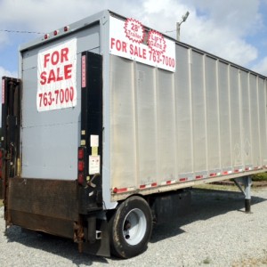 1995 Strick 28′ Dry Van Trailer with Anthony Rail Lift Gate